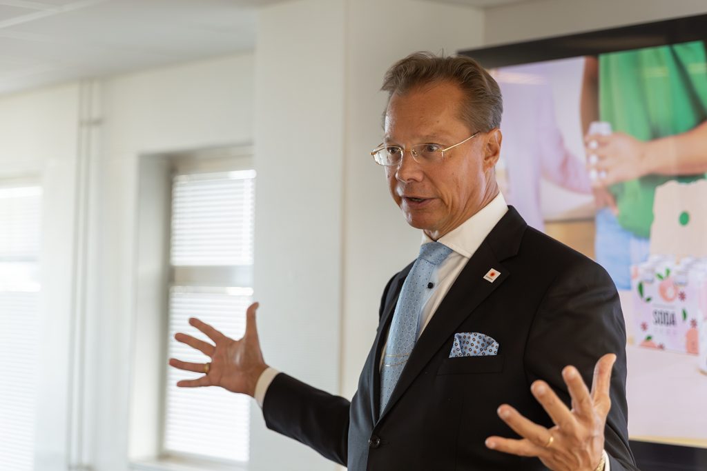 Hans Sohlström.