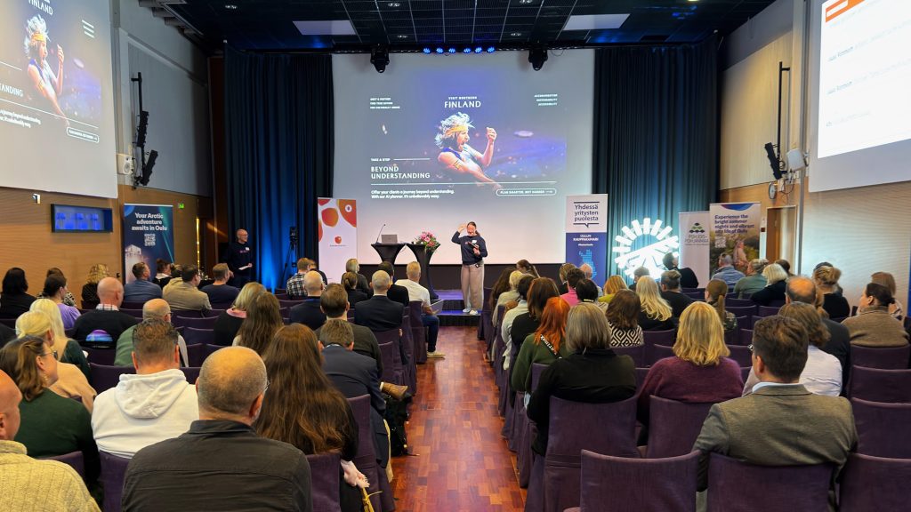 Yleisöä seminaaritapahtumassa.